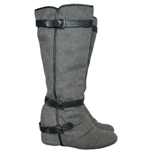 Y2K “Aldo” Grey and Black Knit Style Buckle Wedge Boots